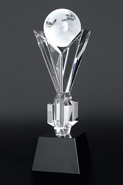 Statuett i krystall -  GLA0053