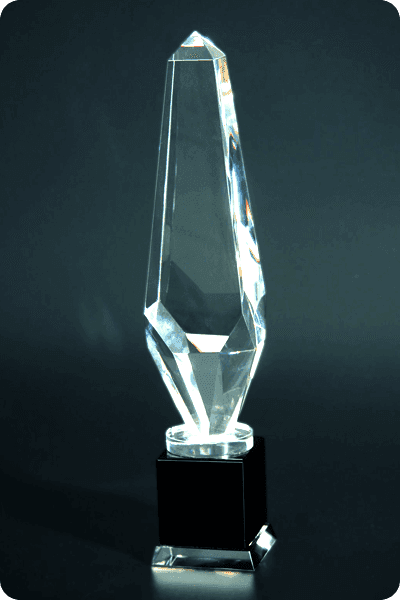 Statuett i krystall -  GLA0937