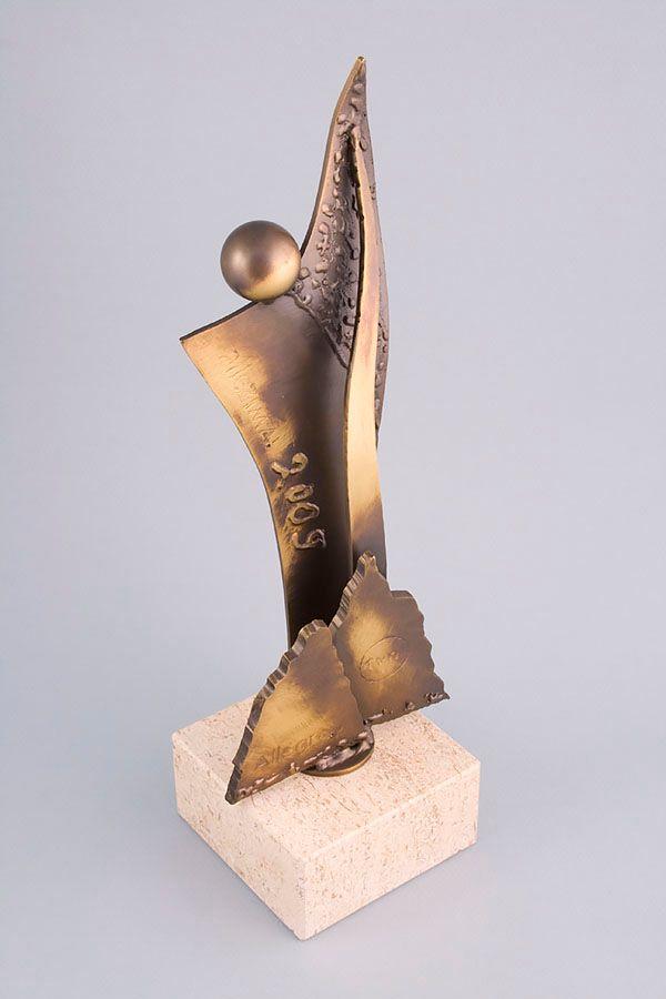 Statuett i metall -  MET013