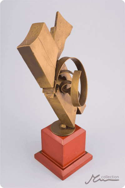 Statuett i metall -  MET024