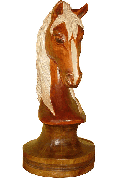 Statuett i tre -  DRE023