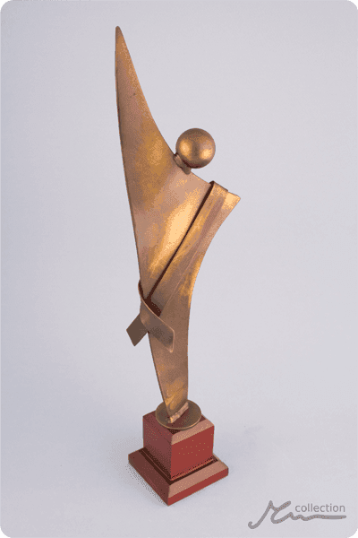Statuett i metall -  MET049