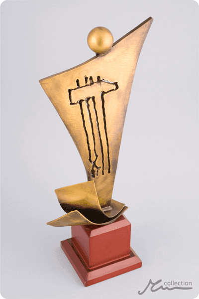 Statuett i metall -  MET053