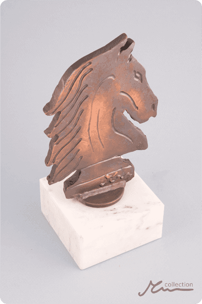 Statuett i metall -  MET069