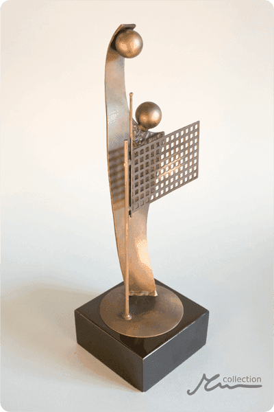 Statuett i metall -  MET082