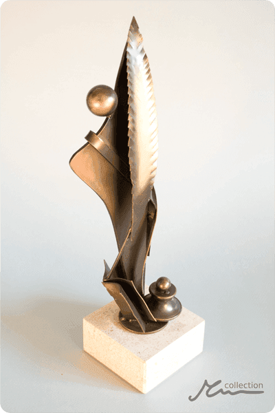 Statuett i metall -  MET088