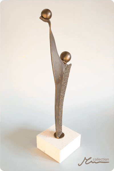 Statuett i metall -  MET089