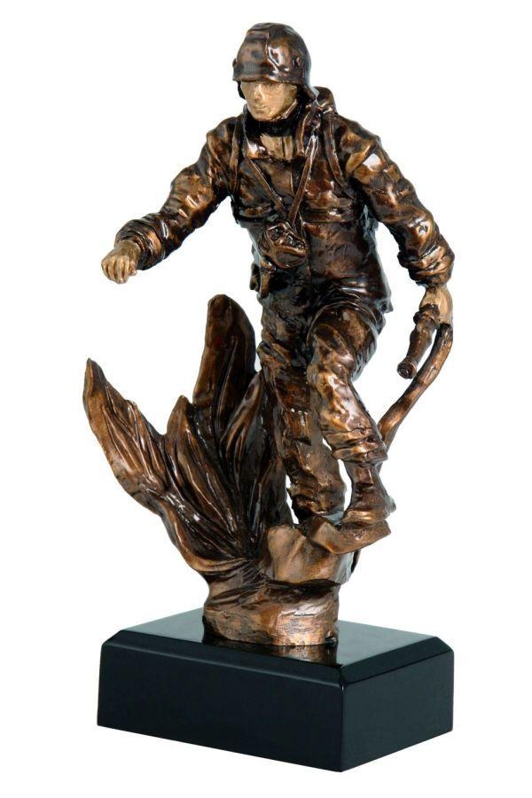 Statue i akryl -  RES126